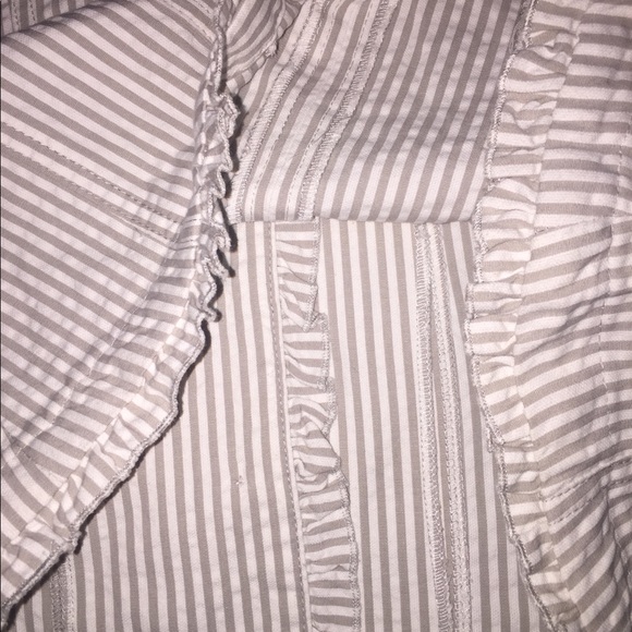 Sandro Gray Ruffle Blazer - Picture 13 of 16